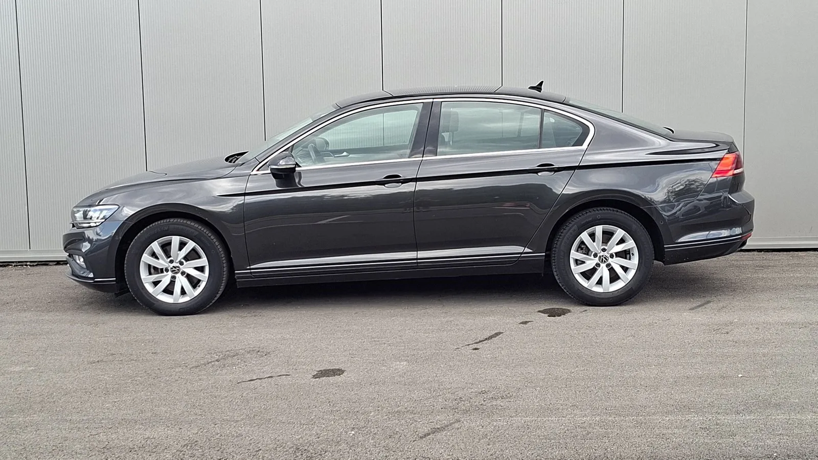 Volkswagen Passat B8 2021 – fotografija 2