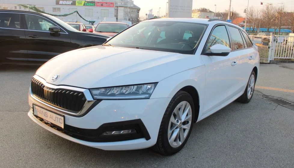Škoda Octavia 2023 – fotografija 1