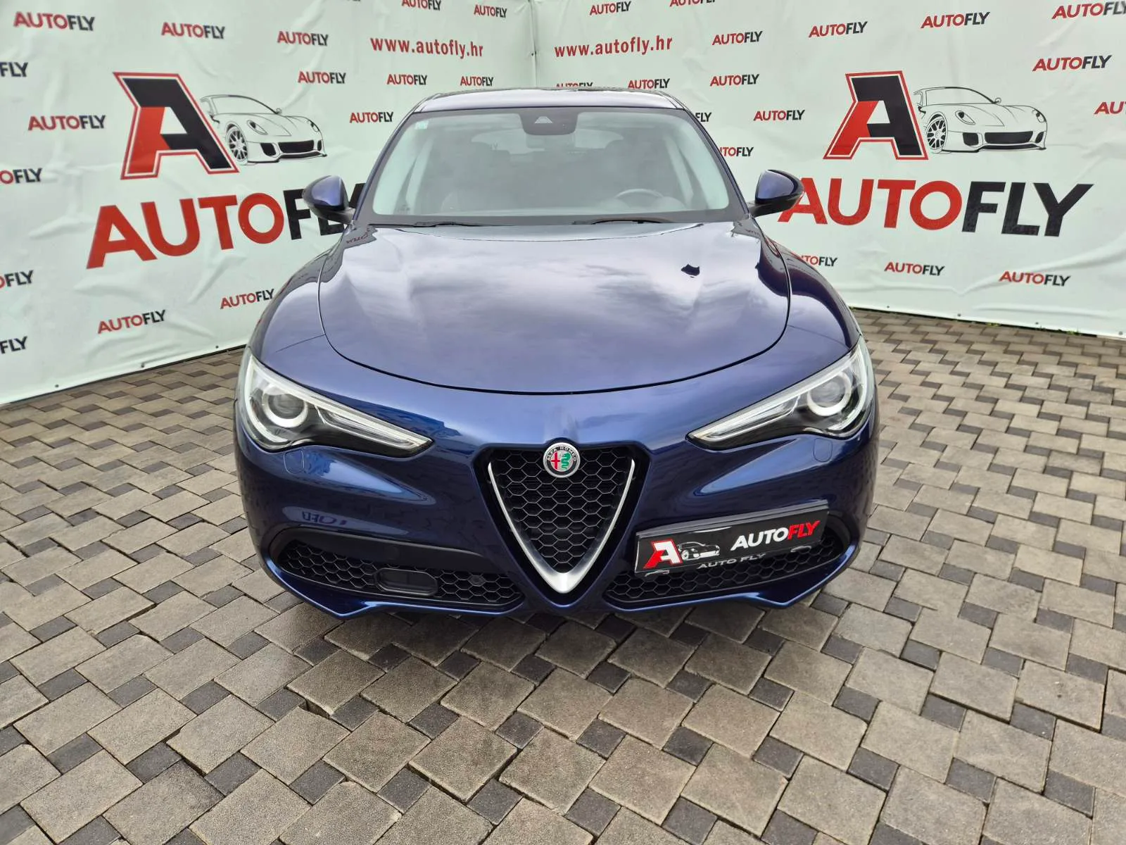 Alfa Romeo Stelvio 2017 – fotografija 2