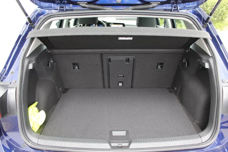 Volkswagen Golf VIII 2023: fotografija 16