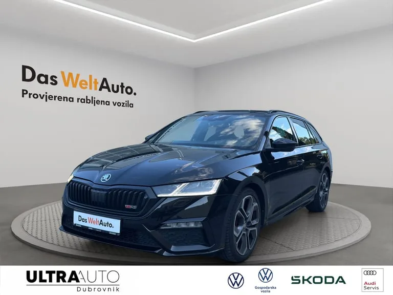 Škoda Octavia Combi 2023: fotografija 1