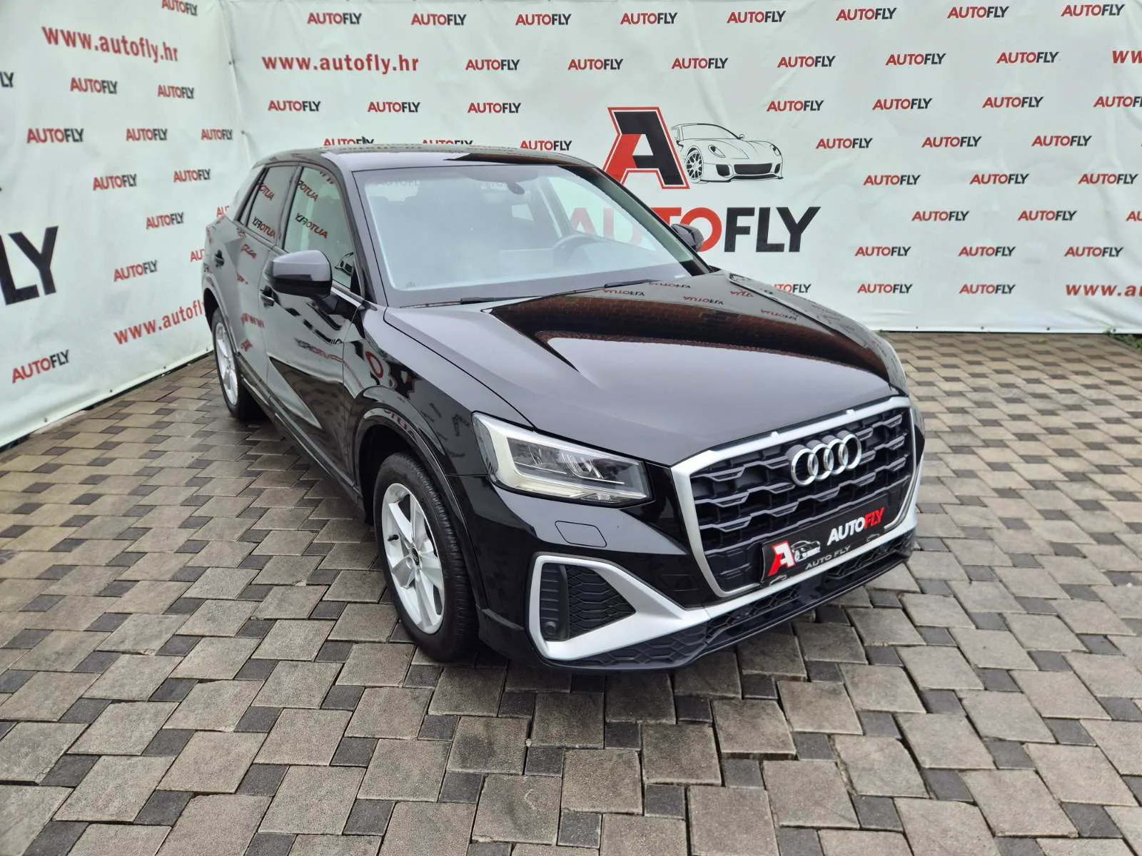 Audi Q2 2021: fotografija 2