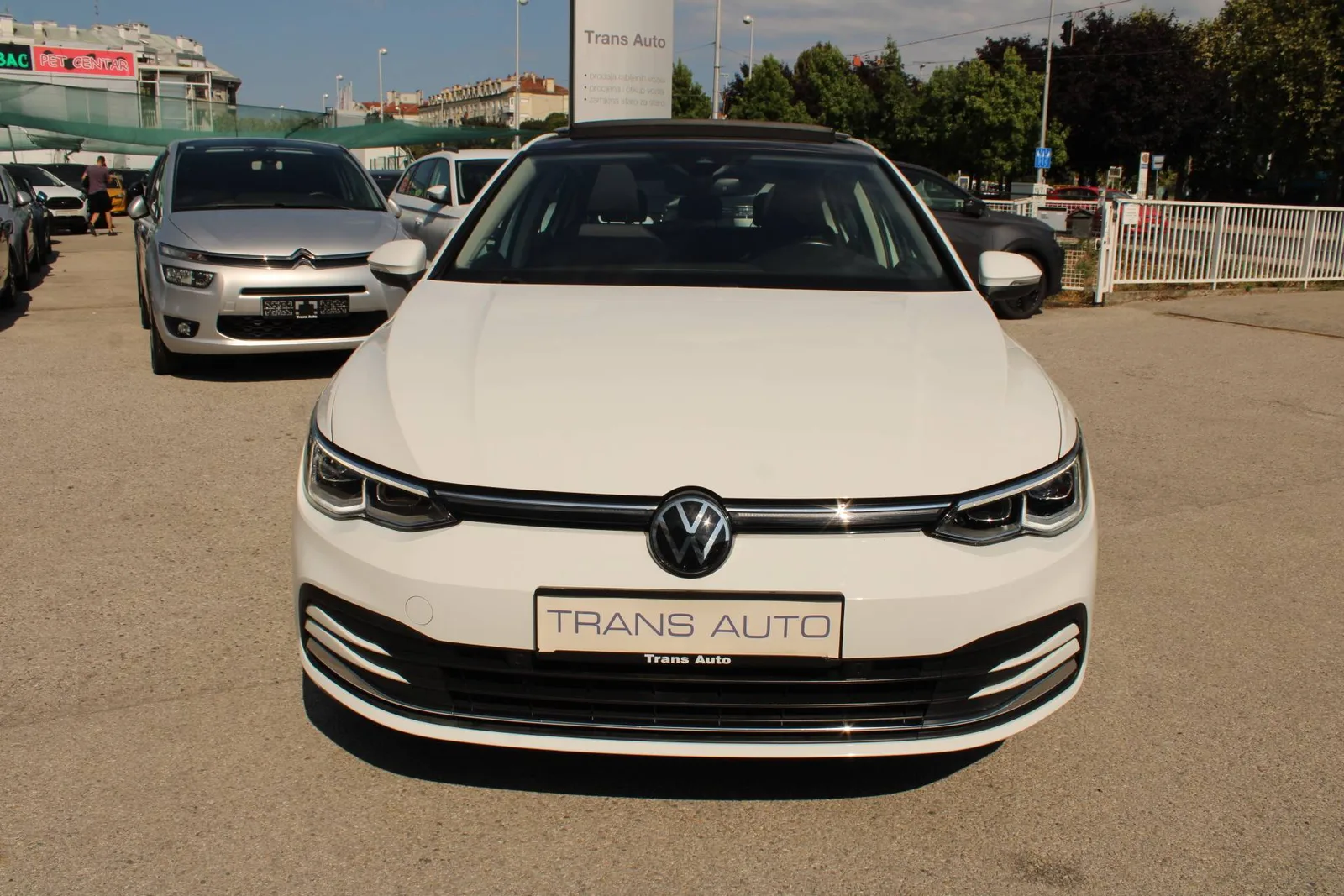 Volkswagen Golf VIII 2021: fotografija 2