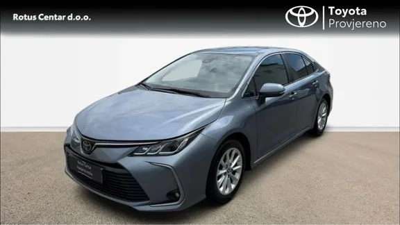 Toyota Corolla 2022 – fotografija 1