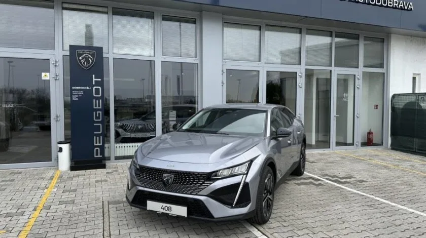 Peugeot 408 2023 – fotografija 1