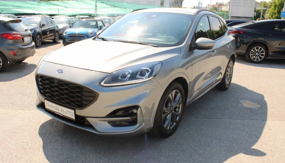 Ford Kuga 2023 – fotografija 1