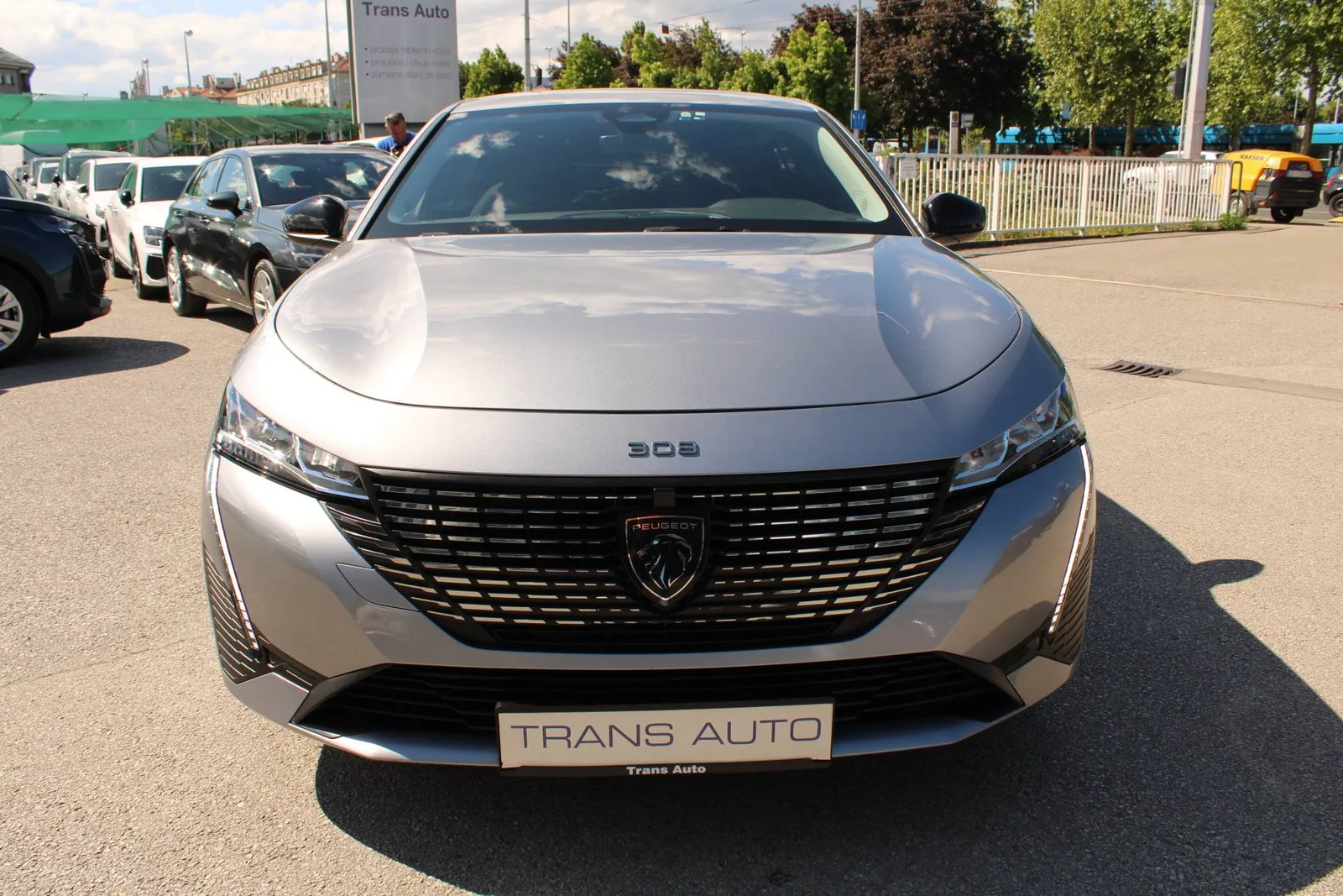 Peugeot 308 2022: fotografija 2