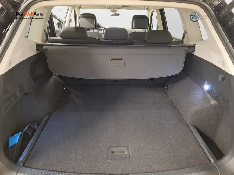 Volkswagen Tiguan Allspace 2023: fotografija 21