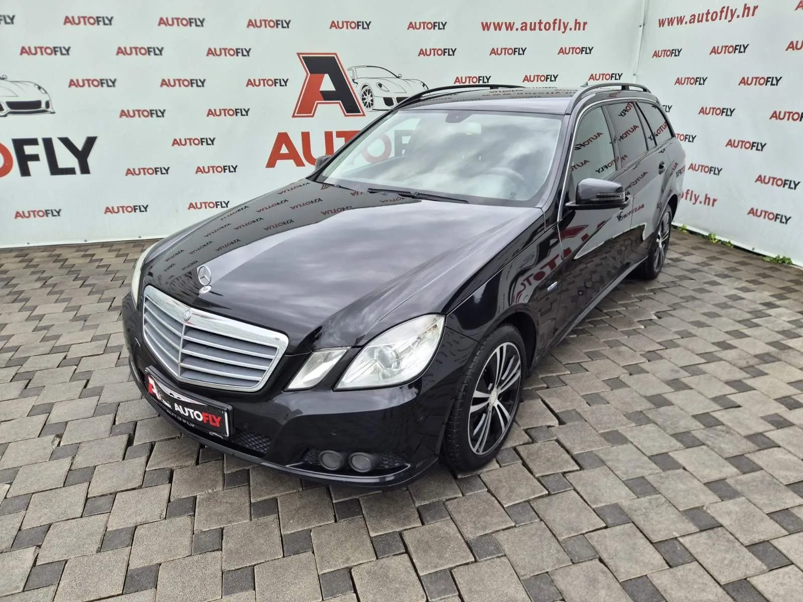 Mercedes-Benz E Klasa 2011 – fotografija 1