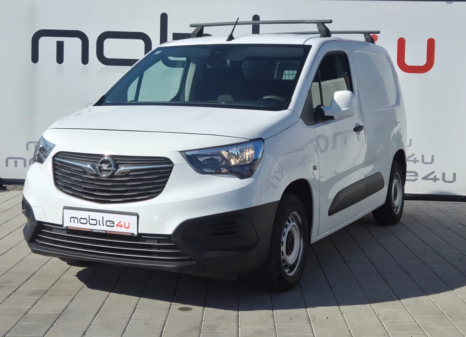 Opel Combo 2020: fotografija 1